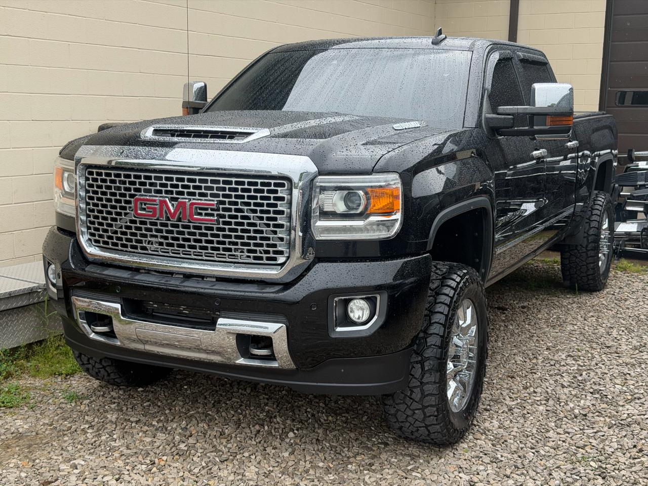 gmc sierra 2500 denali hd 2017 1GT12UEY4HF206113 image gmc sierra 2500 denali hd 2017 1GT12UEY4HF206113 image